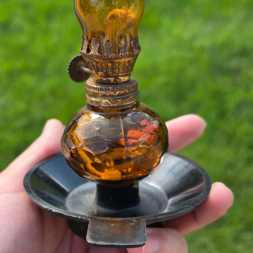 Vtg Home Decorative Products Amber Glass Miniature Oil Lamp hurricane ruffle